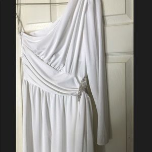 White one shoulder jumpsuit size 7/8 Holiday